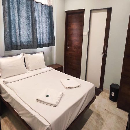 Akalkot Shankar Residency, Akkalkot מראה חיצוני תמונה