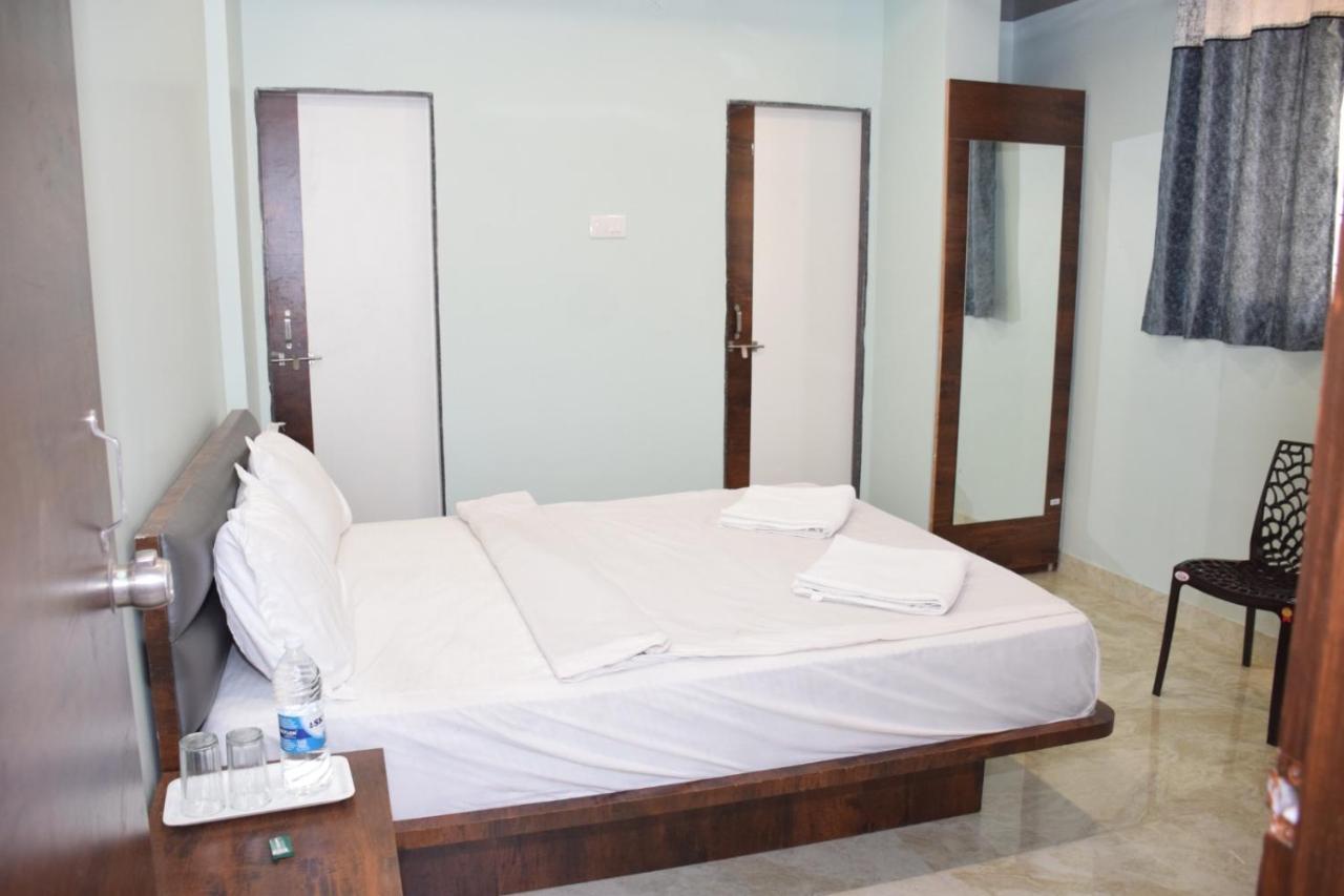 Akalkot Shankar Residency, Akkalkot מראה חיצוני תמונה