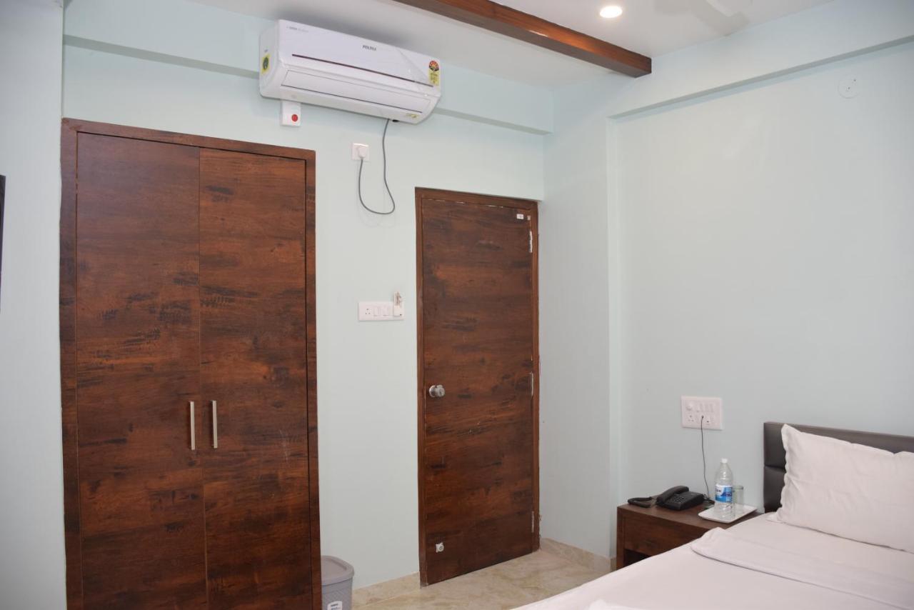 Akalkot Shankar Residency, Akkalkot מראה חיצוני תמונה