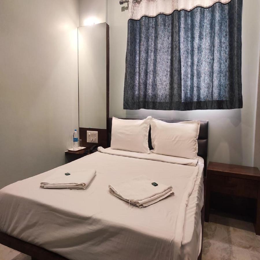 Akalkot Shankar Residency, Akkalkot מראה חיצוני תמונה