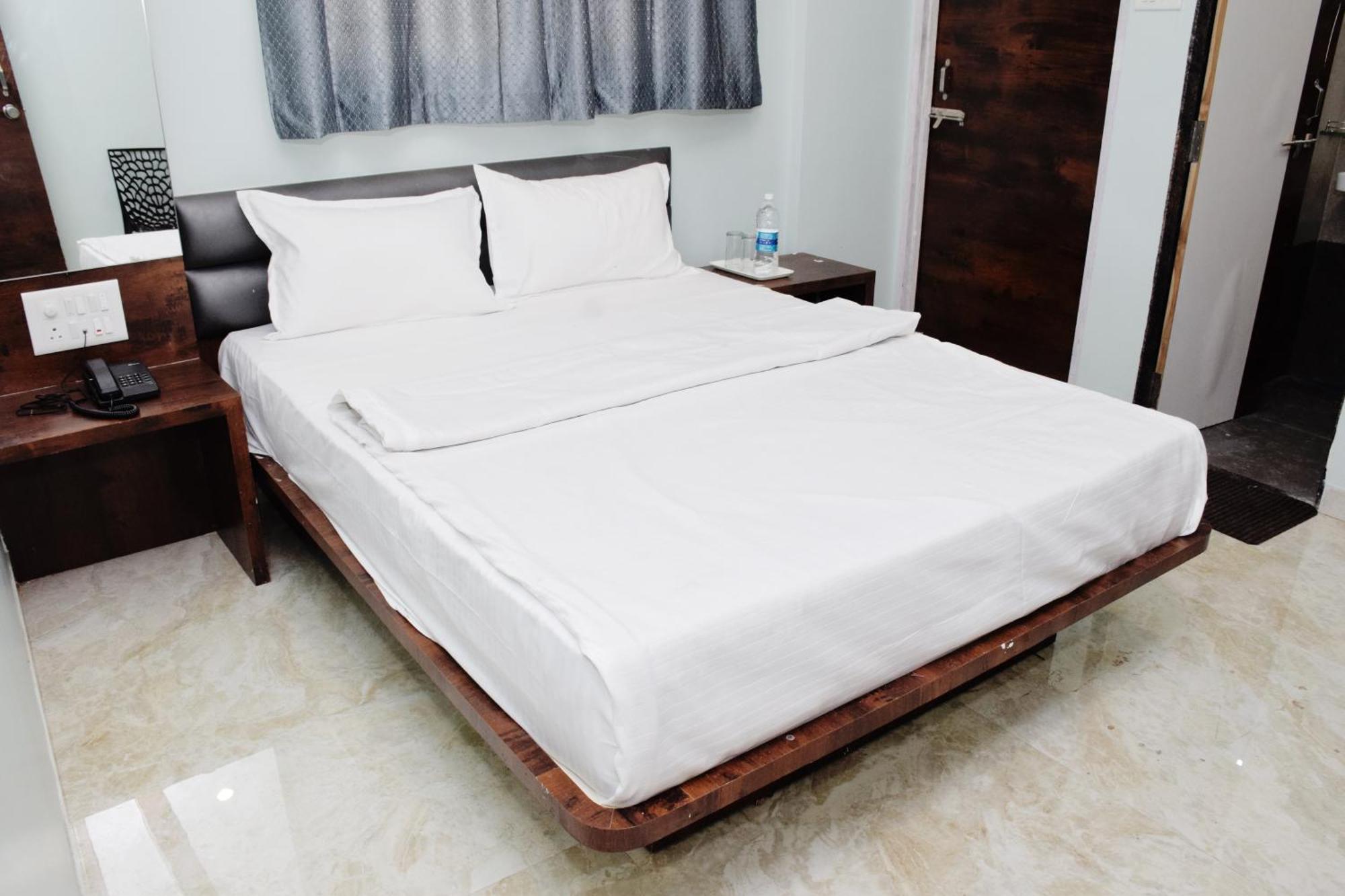 Akalkot Shankar Residency, Akkalkot מראה חיצוני תמונה